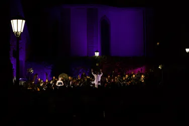 Foto 75 von 91