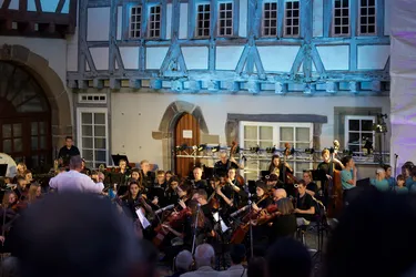 Foto 41 von 128
